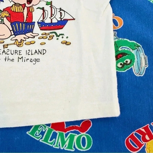 Vintage Pirate Treasure Island Las Vegas Single Stitch T-Shirt Size 12 Months - Picture 6 of 8
